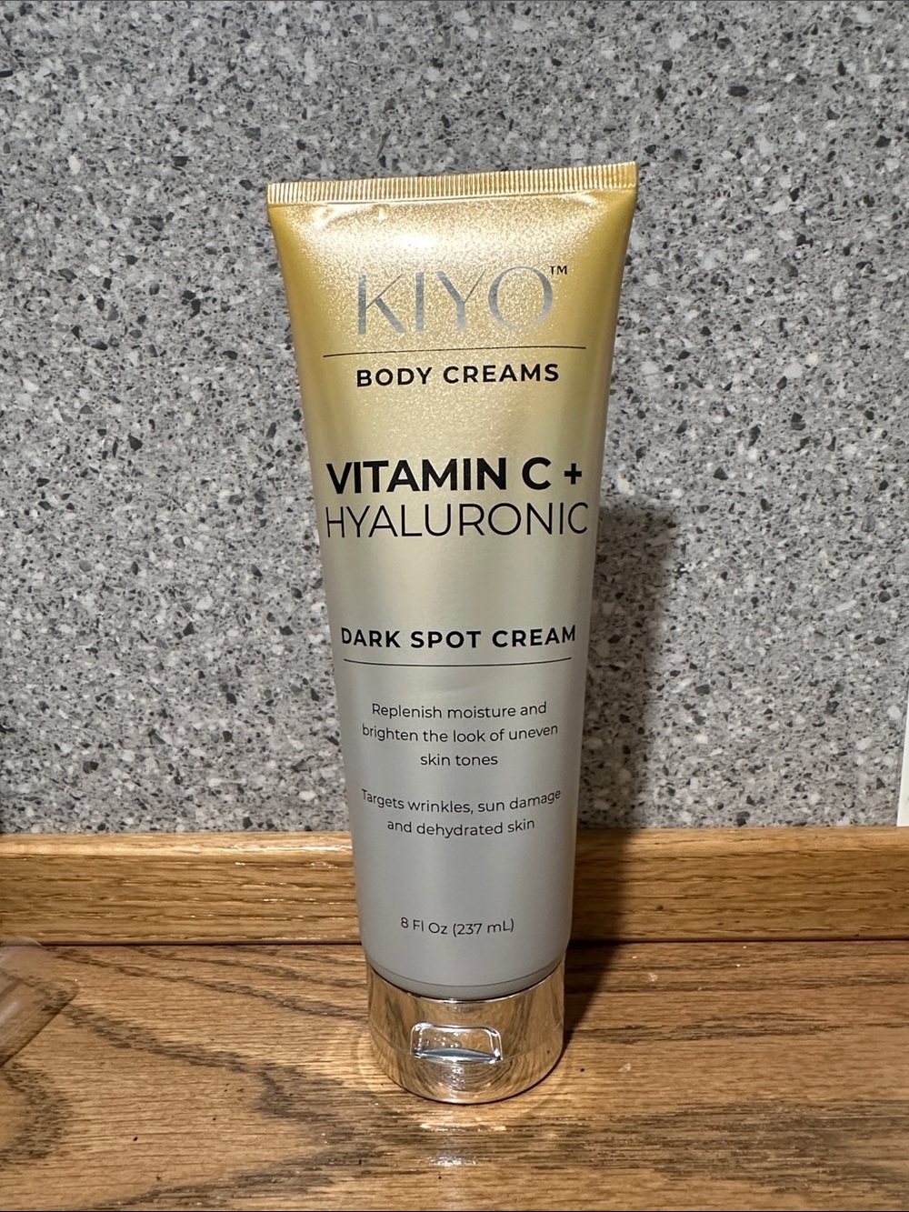 KIYO Vitamin C + Hyaluronic Dark Spot Cream